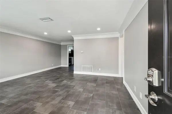 2942 W BAY DR #36, Belleair Bluffs, FL 33770