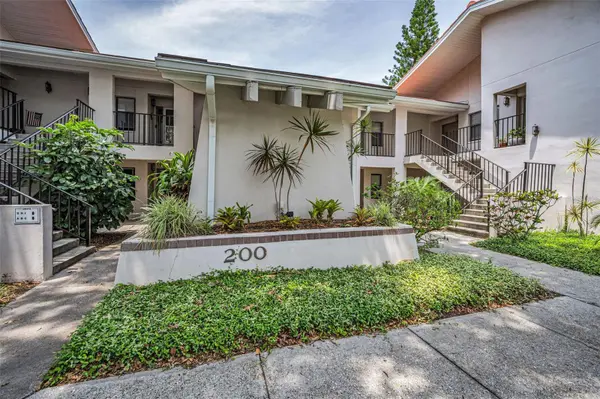 300 S FLORIDA AVE #200J, Tarpon Springs, FL 34689