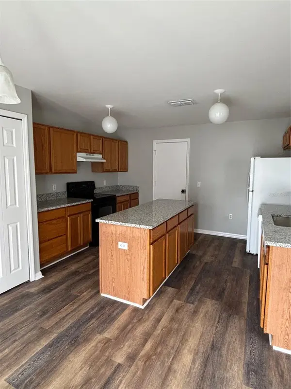 11102 SUMMER STAR DR, Riverview, FL 33579