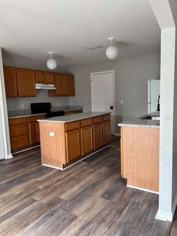 11102 SUMMER STAR DR, Riverview, FL 33579