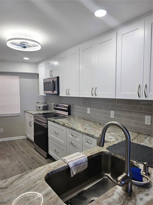 3100 GULF BLVD #221, Belleair Beach, FL 33786