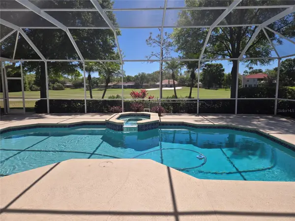 9127 WOODRIDGE RUN DR, Tampa, FL 33647