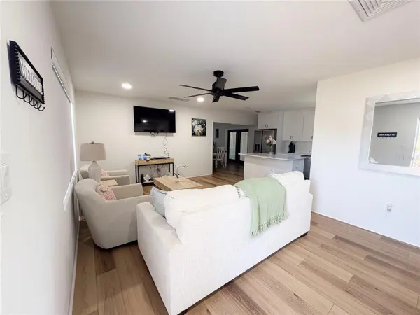 3054 ADRIAN AVE, Largo, FL 33774