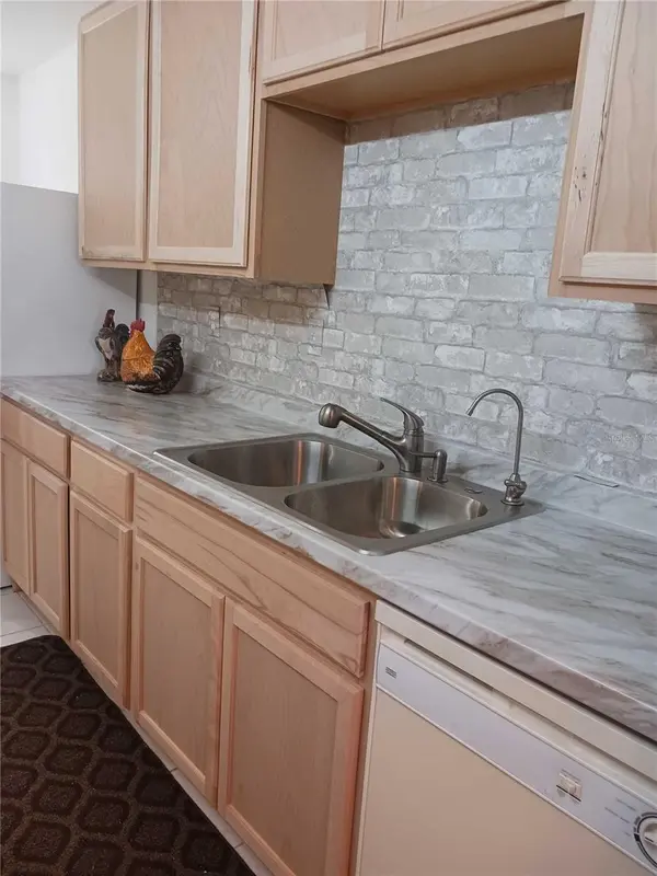 2901 NW 48TH AVE #367, Lauderdale Lakes, FL 33313