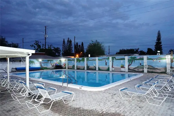 4324 TAHITIAN GARDENS CIR #J, Holiday, FL 34691