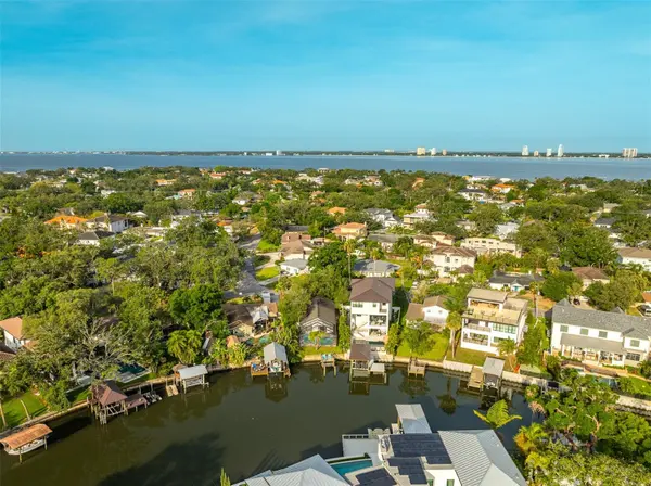 593 MARMORA AVE, Tampa, FL 33606