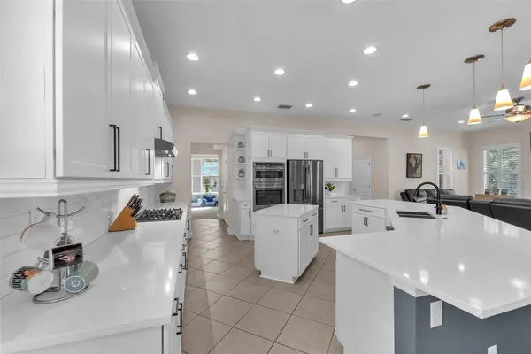 6207 BLEEKER ST, Riverview, FL 33578