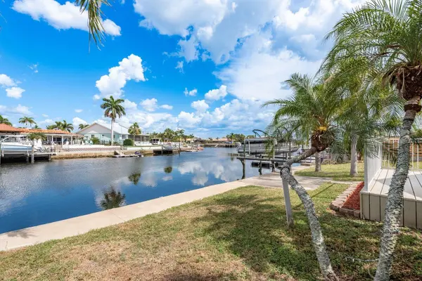 5008 GLENN DR, New Port Richey, FL 34652