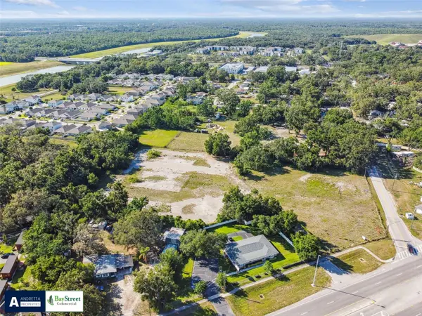 11102 N 301 HWY, Thonotosassa, FL 33592