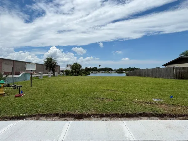 4368 SUNRAY DR, Holiday, FL 34691