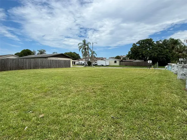 4368 SUNRAY DR, Holiday, FL 34691
