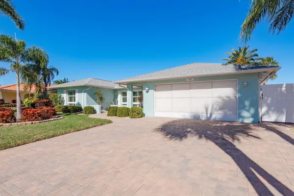3301 SEAWAY DR, New Port Richey, FL 34652
