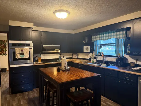 3011 S WIGGINS RD, Plant City, FL 33566