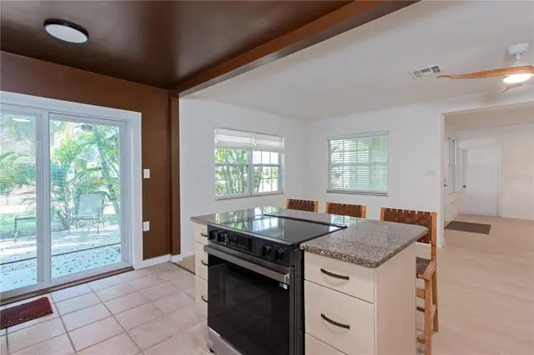 750 BAY ESPLANADE, Clearwater Beach, FL 33767