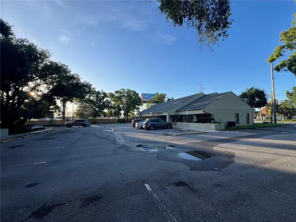 32502 US HIGHWAY 19 N #B, Palm Harbor, FL 34684
