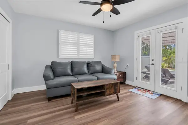 528 77TH AVE, St Pete Beach, FL 33706
