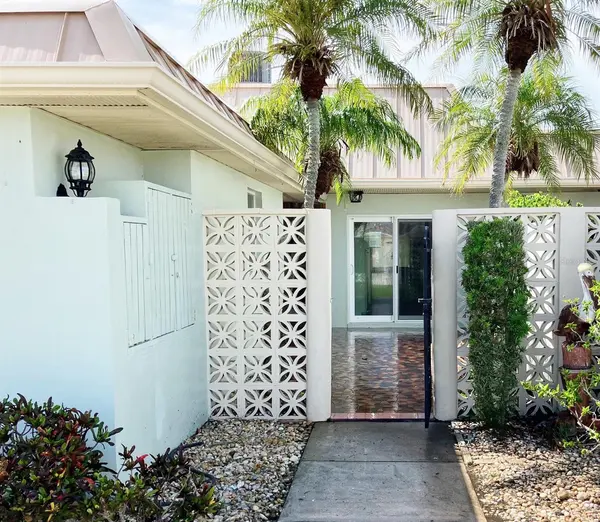 628 BOCA CIEGA POINT BLVD S, St Petersburg, FL 33708