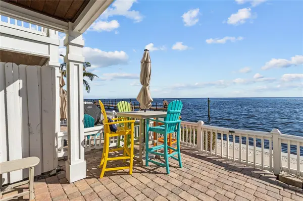 5026 COQUINA KEY DR SE #5026, St Petersburg, FL 33705
