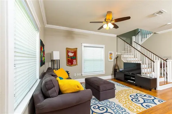 121 W GIDDENS AVE, Tampa, FL 33603