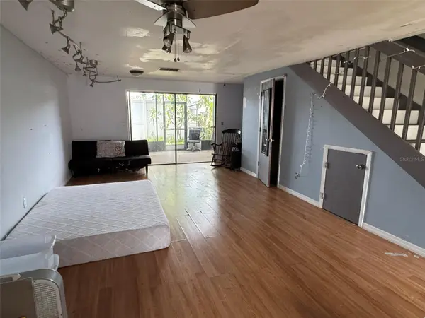 2811 S PINES DR #18, Largo, FL 33771