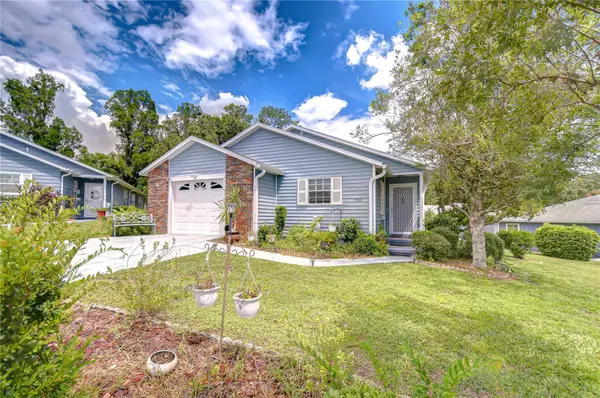 5912 NEWBERRY CT, Zephyrhills, FL 33542