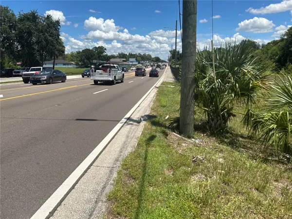 1904-1906 W BUSCH BLVD, Tampa, FL 33612