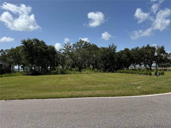 1706 LIVE OAK DR, Deer Island, FL 32778