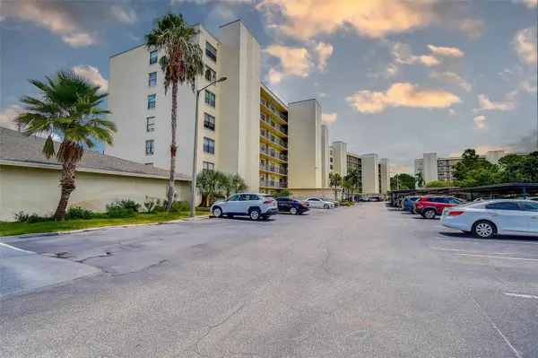 1000 COVE CAY DR #2C, Clearwater, FL 33760