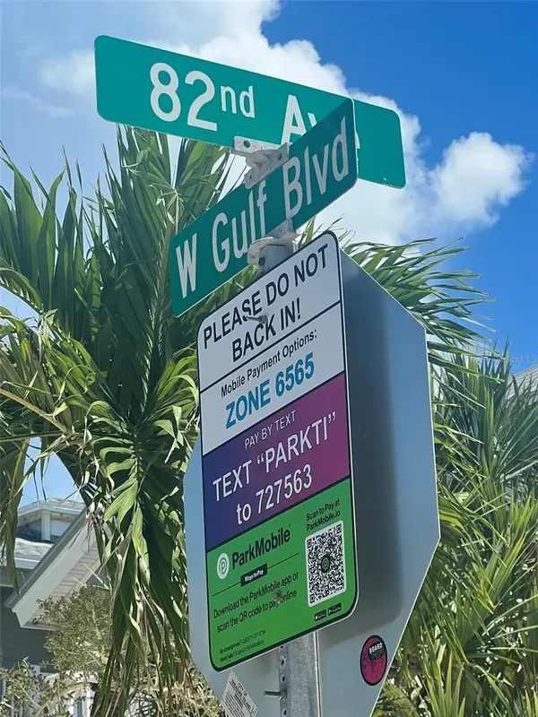 5 82ND AVE, Treasure Island, FL 33706