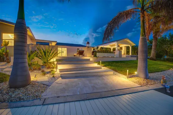 807 SNUG IS, Clearwater, FL 33767