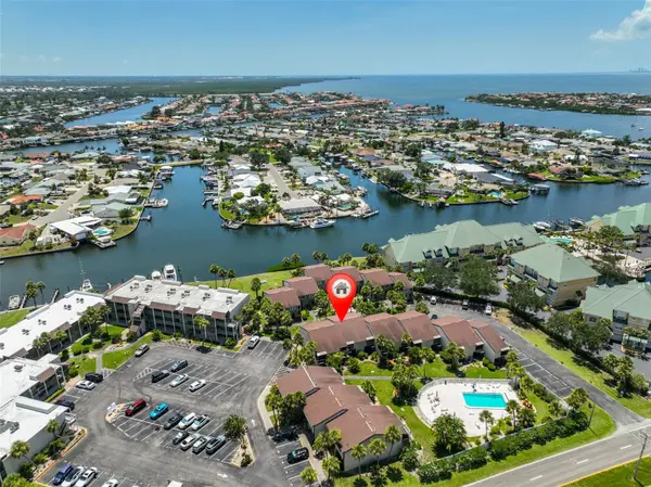 1028 APOLLO BEACH BLVD #8, Apollo Beach, FL 33572