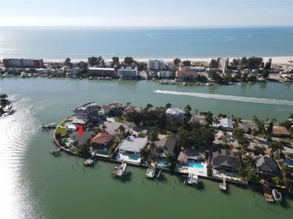10103 TARPON DR, Treasure Island, FL 33706