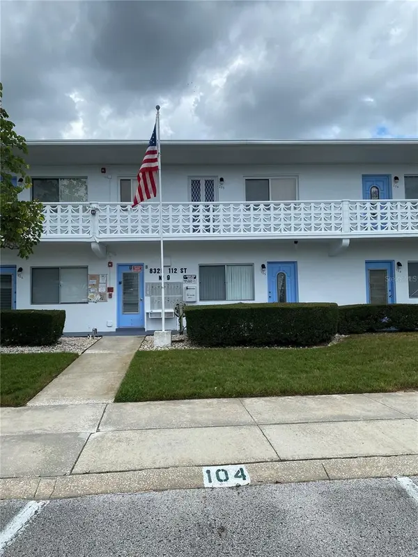 8325 112TH ST #106, Seminole, FL 33772