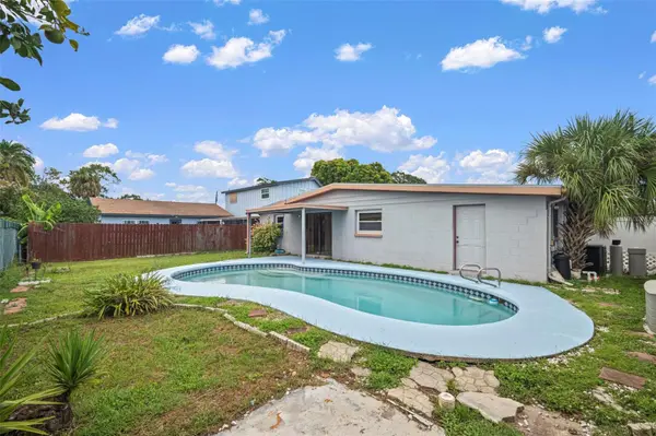 4712 BESSIE RD, Tampa, FL 33615