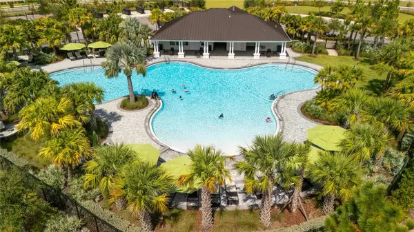 5545 BLUE AZURE DR, Wimauma, FL 33598