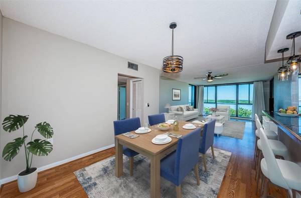 7100 SUNSHINE SKYWAY LN S #608, St Petersburg, FL 33711