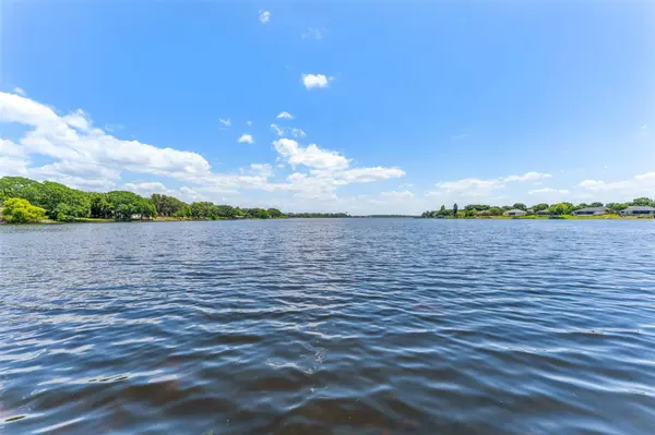 7570 BERKLEY RD, Polk City, FL 33868