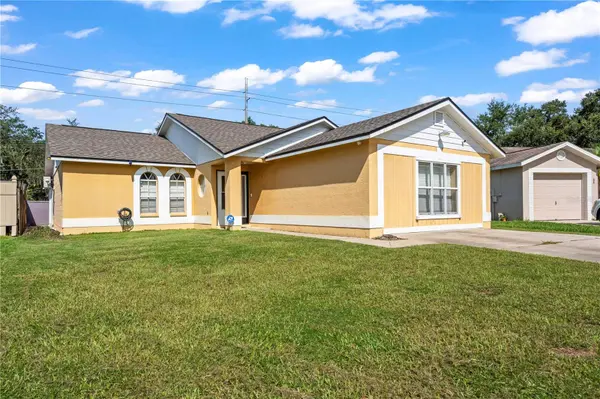 2108 RIDGEMORE DR, Valrico, FL 33594