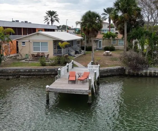 18207 GULF BLVD, Redington Shores, FL 33708