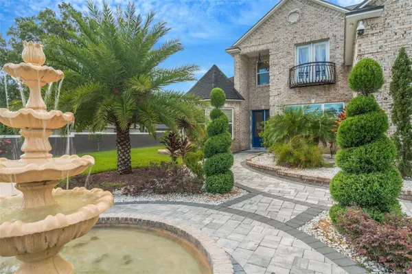 416 W SOCRUM LOOP RD, Lakeland, FL 33809