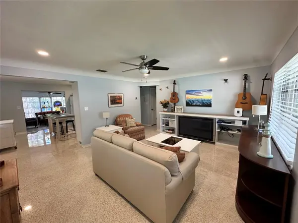 2831 CLINTON ST S, Gulfport, FL 33707
