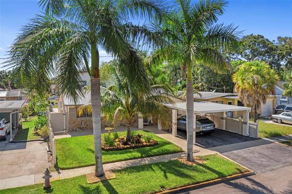 2035 28TH ST S, St Petersburg, FL 33712
