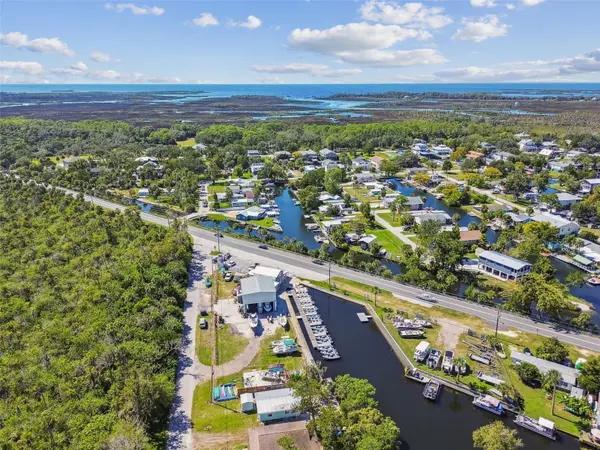 7154 SHOAL LINE BLVD, Weeki Wachee, FL 34607