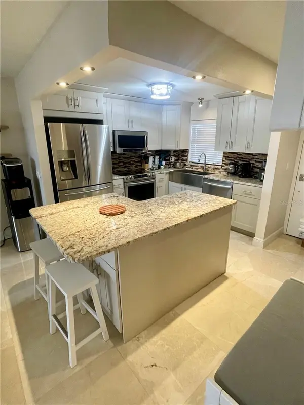 1270 GULF BLVD #406, Clearwater, FL 33767