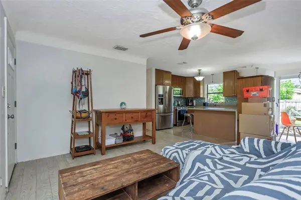 2600 56TH LN N, St Petersburg, FL 33710