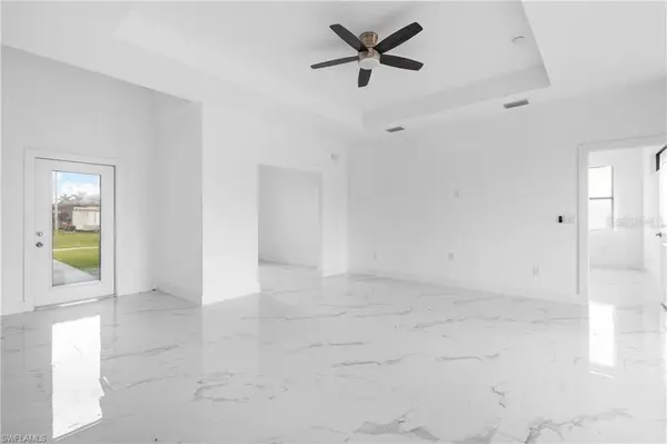 1806 NE 21ST PL, Cape Coral, FL 33909
