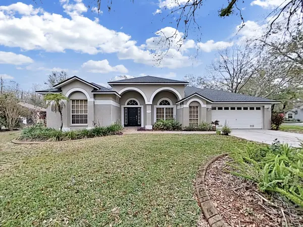 17307 OAK LEDGE DR, Lutz, FL 33549