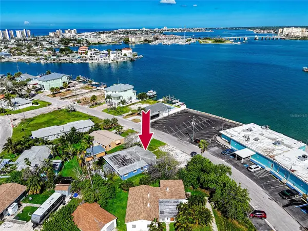 14204 E PARSLEY DR, Madeira Beach, FL 33708