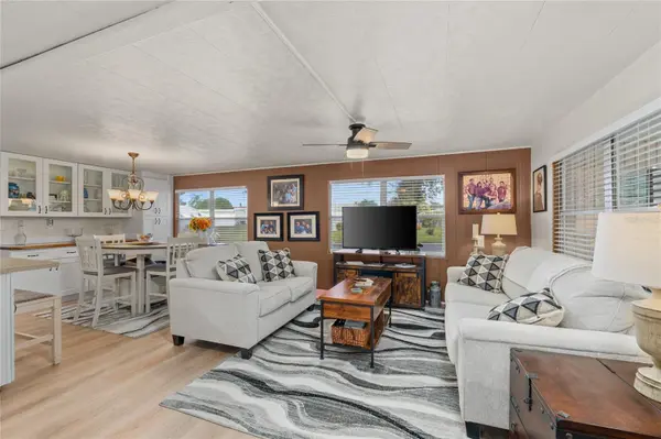 288 SALEM AVE #3, Palm Harbor, FL 34684