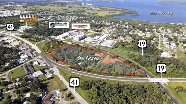 3945 US-41 N, Palmetto, FL 34221